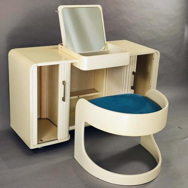 Space Age White Dressing Table and Chair, 1960s, Set of 2 For Sale - Image 10 of 10