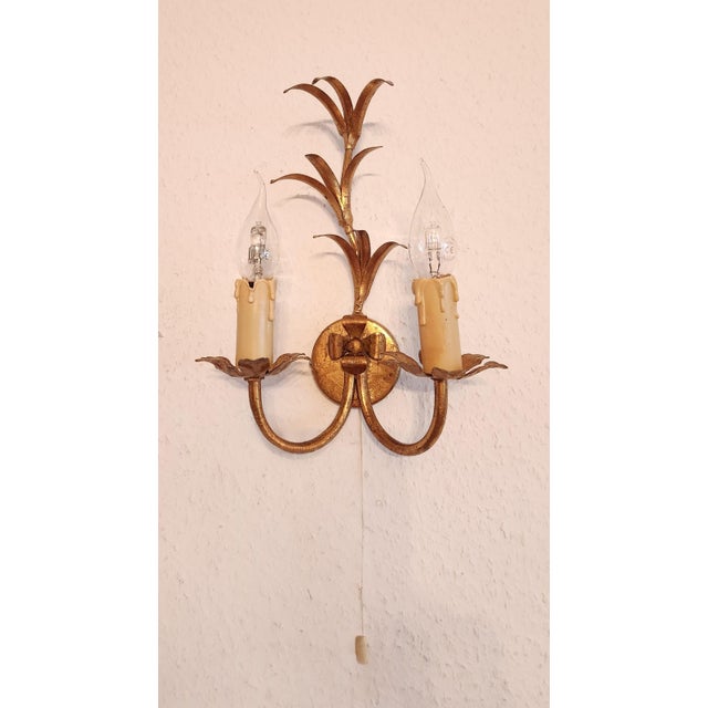 Gold Italian Floral Hand-Forged Gilded Florentine Wall Lamp, 1950s For Sale - Image 8 of 18