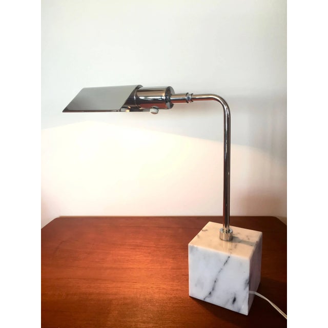 Mid-Century Modern Vintage Koch & Lowy Carrara Marble and Chrome Desk Lamp For Sale - Image 3 of 8