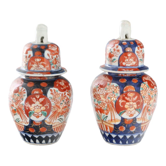 Japanese Meiji Porcelain Imari Jars W/Foo Dog Lids, a Pair For Sale