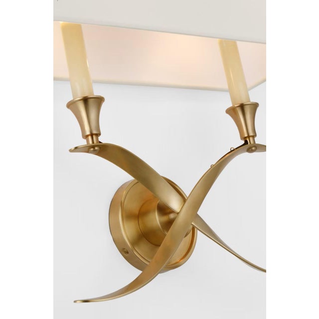 Traditional Chapman & Myers for Visual Comfort Signature Cross Bouillotte Large Sconce in Antique-Burnished Brass with Linen Shade For Sale - Image 3 of 5