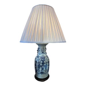 Vintage Chinoaserie Design Ceramic Table Lamp.