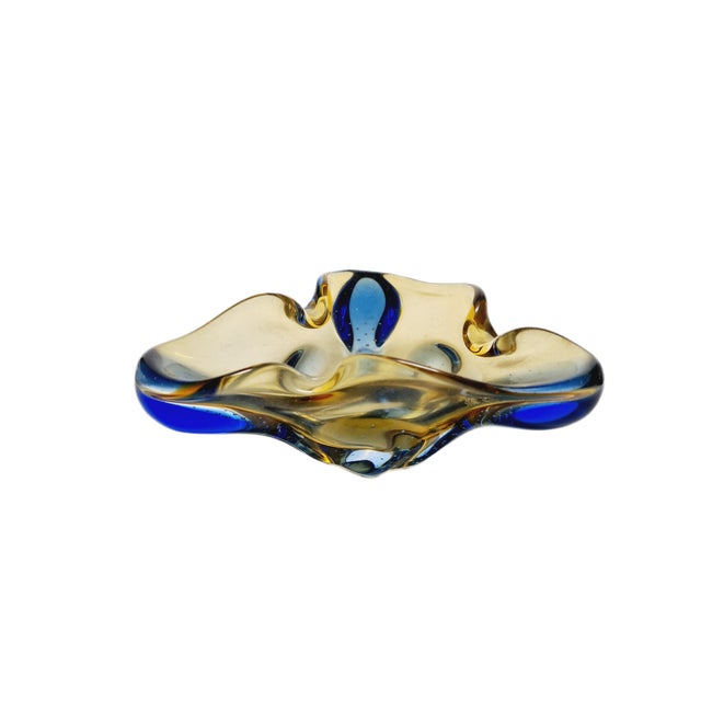 Czechoslovakian Vase by Hanna Machanovska for Mstisov Glassworks, 1960s For Sale - Image 10 of 11