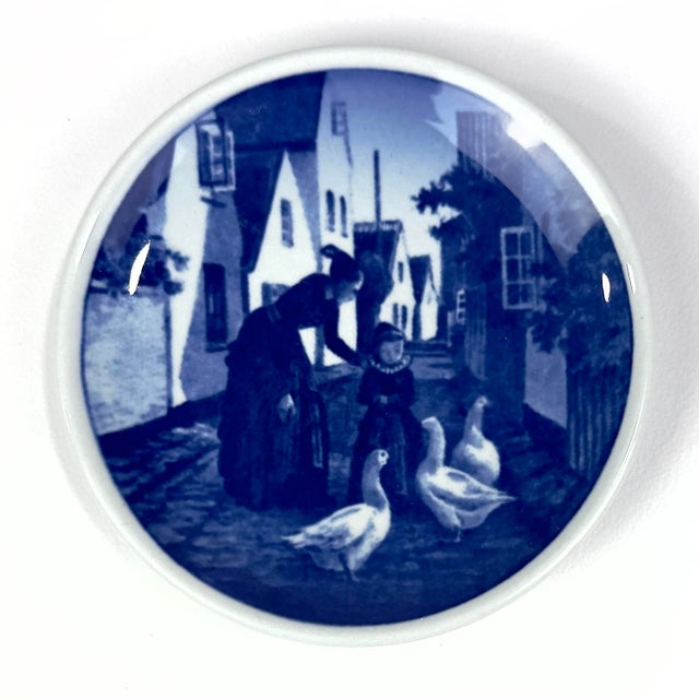 Sweet Petite Blue & White Wall Plate Curation - Group of 7 For Sale - Image 9 of 18