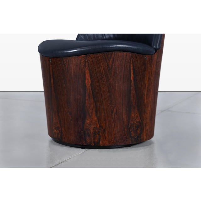Mid-Century Modern Brazilian Rosewood Dining Table & Chairs by Plycraft For Sale - Image 9 of 16