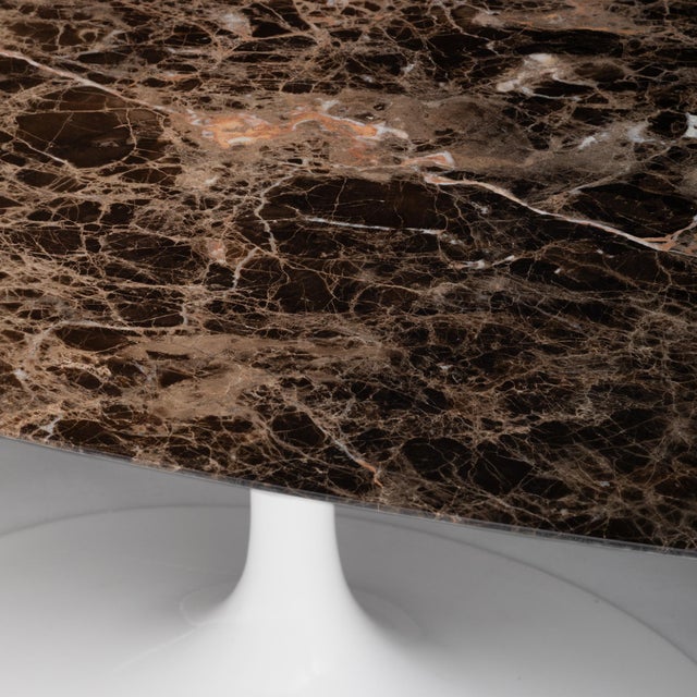 Stone Eero Saarinen Pedestal Marble Dining Table for Knoll - Iconic Mid-Century For Sale - Image 7 of 8