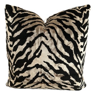 Handcrafted Decorative Pillow Case For Sale