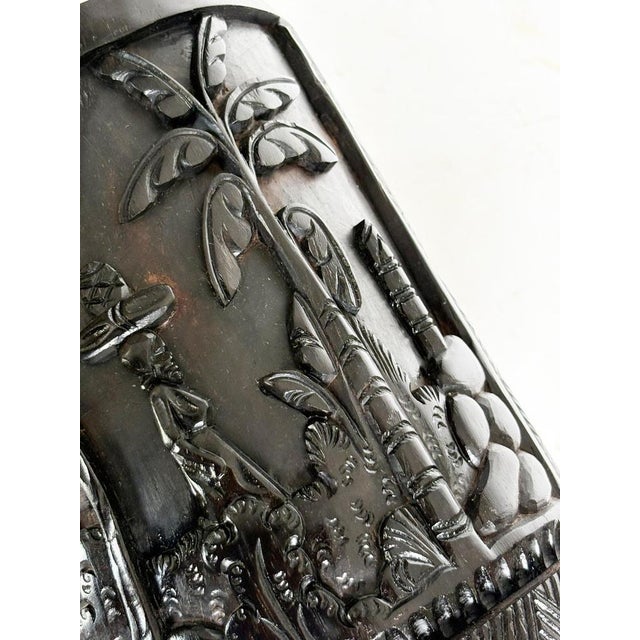 Wooden Brush Holder from Benin, 1950 For Sale - Image 6 of 8