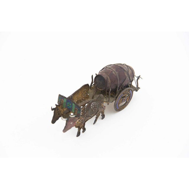 Miniature Yoke of Oxen in Gilded Silver with Filigree Mesh, in Good conditions. Designed 1920 to 1949