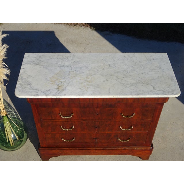 Antique Restoration Chest of Drawers in Mahogany Veneer with White Marble Top For Sale - Image 13 of 18