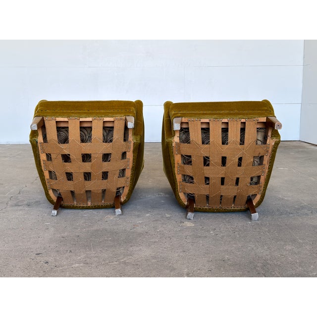 Scandinavian Wingback Lounge Chairs in Olive Velvet from Fritz Hansen, 1940s, Set of 2 For Sale - Image 10 of 13