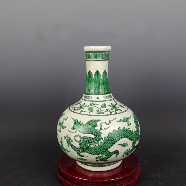 Early 20th Century Chinese Vintage Ceramic Vase,Ming Dynasty Xuande Marked Green Color Porcelain Tianqiu Vase Hand Painted Dragon Pattern For Sale - Image 5 of 7