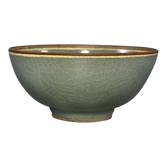 Antique Chinese Longquan Celadon Crackle Bowl For Sale