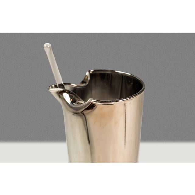 Mid-Century Modern 7-Pc Martini Cocktail Decanter Pitcher & Glasses Set W/ Silver Fade Attributed to Dorothy Thorpe, Usa, C. 1960s For Sale - Image 9 of 13