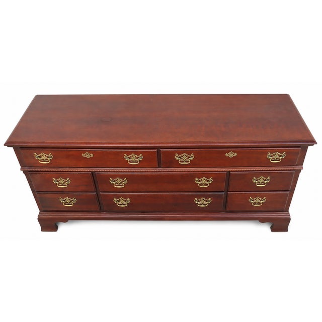 American 1980s Vintage Chippendale-Style Mahogany Dresser and Nightstand Set For Sale - Image 3 of 8