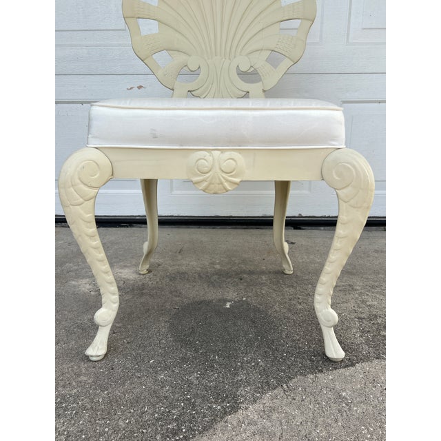 Metal Regency 1960s Clam Shell Chair in Style of Tropitone Veneman Collection Grotto by Brown Jordan For Sale - Image 7 of 10