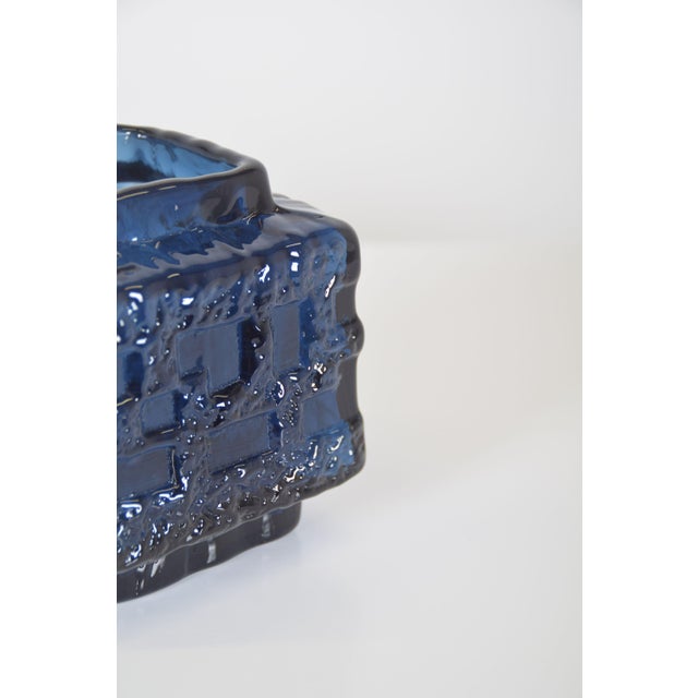 Swedish Cobolt Vase by Göte Augustsson for Ruda Glasbruk, 1960s For Sale - Image 4 of 6