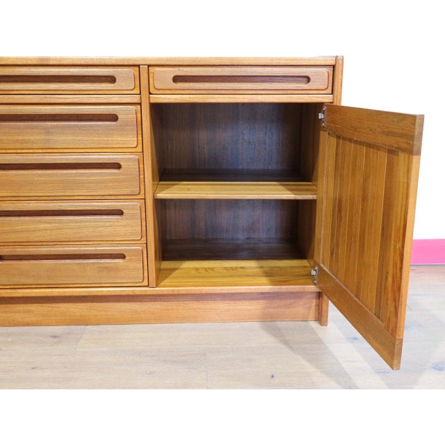Mid Century Modern Vintage Teak Danish Sideboard Credenza in the Style of Dyrlund For Sale - Image 14 of 14