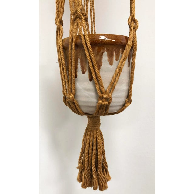 Vintage Jute Macrame and Ceramic Pot + Pendant Light, 1960-70s For Sale In Los Angeles - Image 6 of 12