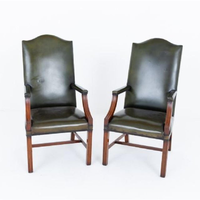Georgian Revival Gainsborough Chairs in Leather, 1900, Set of 2 For Sale - Image 4 of 5