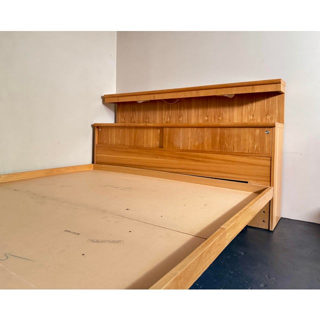 1970s 1970s Solid Birch Queen Sized Floating Platform Bed With Illuminated Headboard by Thomasville For Sale - Image 5 of 12