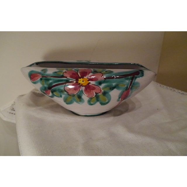 Folk Art Vintage Mid 20th Century Rolled Bowl / Vase Tito Corti T.C. Italy Art Pottery Flowers For Sale - Image 3 of 12