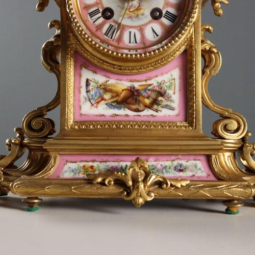 Metal Triptych Clock in Gilded Bronze and Porcelain For Sale - Image 7 of 16