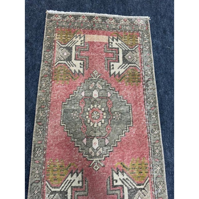 Turkish Yastik Rug 1'7" x 3'3" For Sale - Image 4 of 5