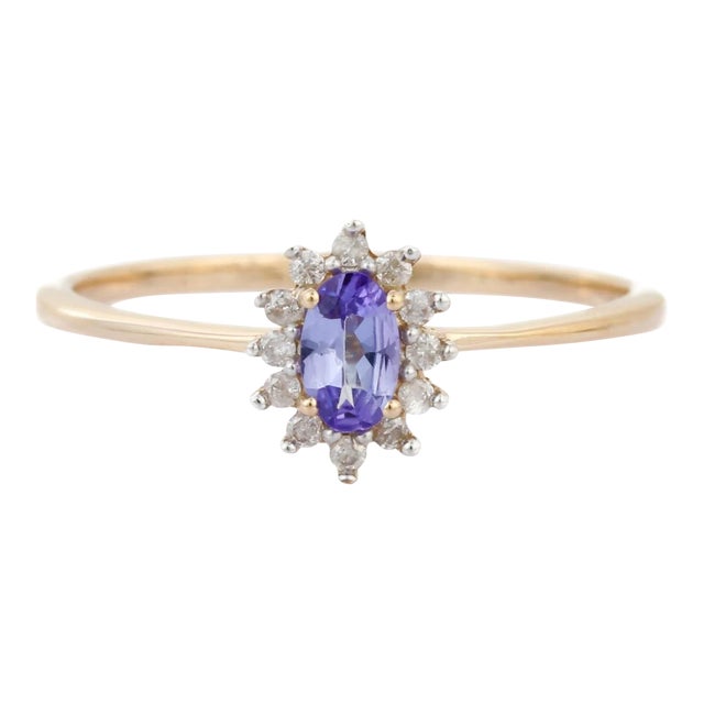 14k Solid Yellow Gold Ring With Natural Tanzanite & Halo Diamonds (All Size Available) For Sale