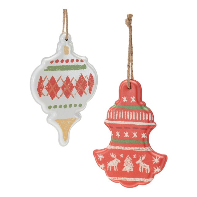 Metal Ornament with Nordic Pattern (Set of 4) For Sale