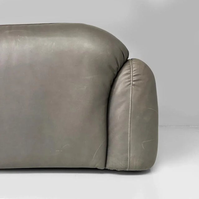 Postmodern Italian Gray Leather Piumotto Sofa from Busnelli, 2000s For Sale - Image 18 of 18