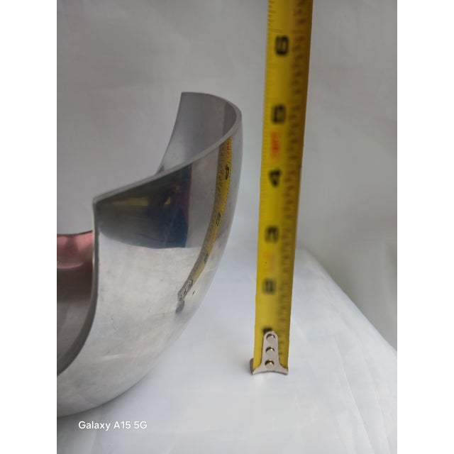 Vintage 1980s Michael Lax " Metaal" Sculptural Aluminum Bowl Model Ml-6107 for Grainware. For Sale - Image 4 of 7