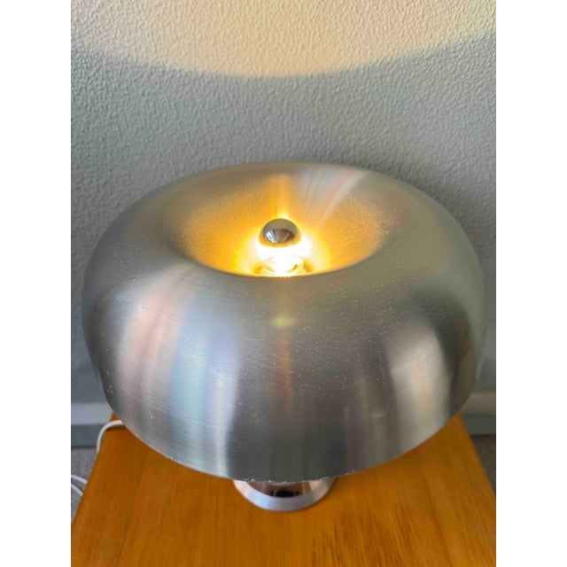 Metal Mushroom Table Lamp in Aluminum and Chrome by Luigi Massoni for Guzzini, Italy, 1970s For Sale - Image 7 of 18