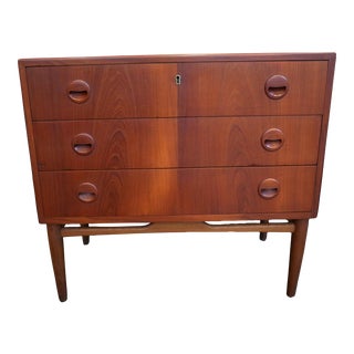 1960s Mid Century Danish Modern Teak Chest For Sale