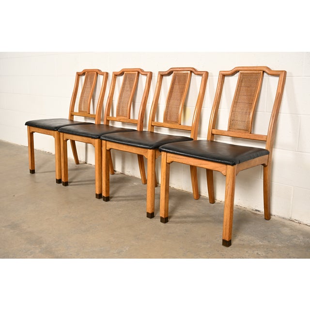 1960s Henredon Style Mid-Century Hollywood Regency Carved Walnut and Cane Dining Chairs, Set of Four For Sale - Image 5 of 16