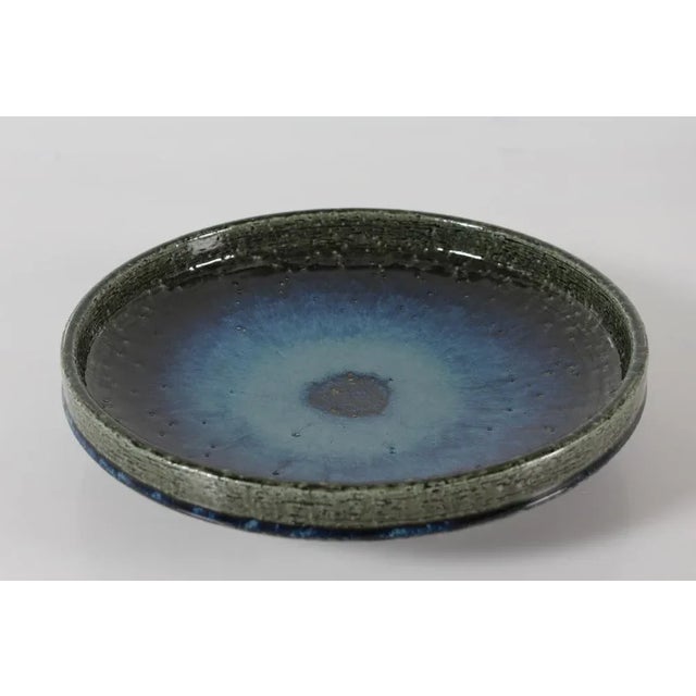 Large Mid-Century Danish Low Bowl in Deep Blue and Moss Green Glazed Stoneware by Per Linnemann-Schmidt for Palshus, 1960s For Sale - Image 9 of 9