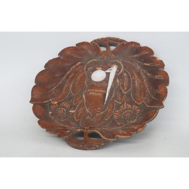 American 1939 Nyc Worlds Fair Handled Souvenir Plate Syroco Wood Tray Made in Usa 5152b For Sale - Image 3 of 12