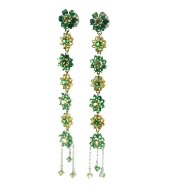 Light Green Sazingg Tsavorite & Yellow Sapphire Convertible Drop Earrings in 18k White Gold, A Pair For Sale - Image 8 of 13
