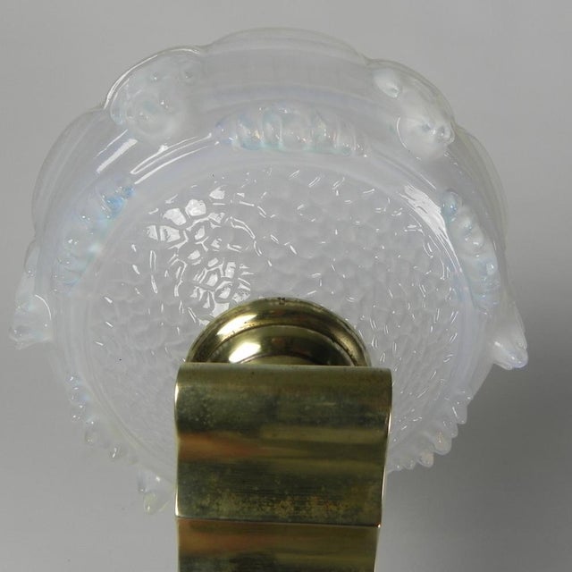 Art Deco Wall Lamp in Opalescent Glass, 1930s For Sale - Image 16 of 18