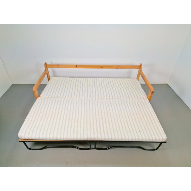 Scandinavian Modern Pine Daybed, 1970s For Sale - Image 13 of 15