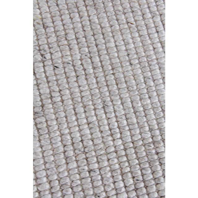 Transitional Rhue Hand loom Wool/Cotton Silver Rug-6'x9" For Sale - Image 3 of 8