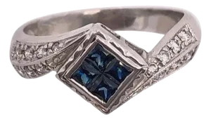 14 Karat White Gold Contemporary Center Sapphire Ring With Diamond Side Accents, Size 7.5