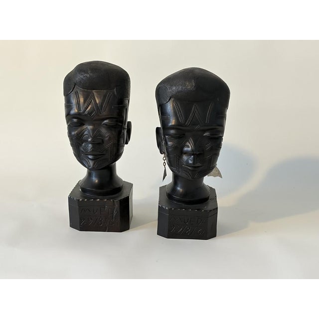Makonde Ebony Busts, Mueda, Mozambique, 1964, Set of 2, in Flawless conditions. Designed 1960 to 1969