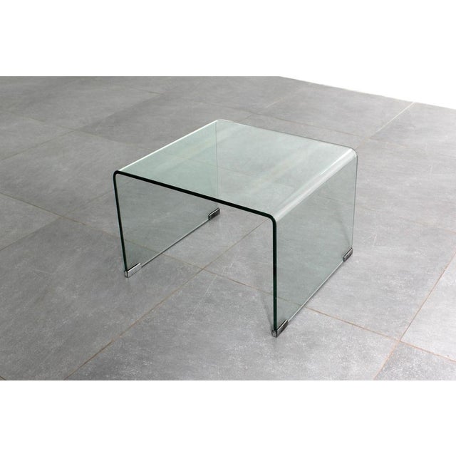 Mid-Century Modern Fiam Style Curved Glass Coffee Table, 1970 For Sale - Image 3 of 18