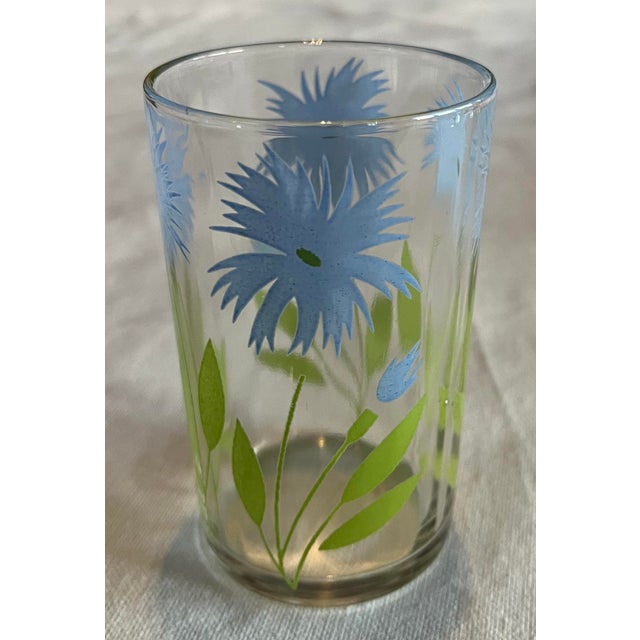 Set of 6 Cornflower Blue and Green Swanky Swig Juice Glasses These collectable juice glasses fit perfectly in your hand...