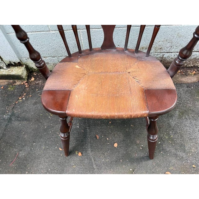 Mid 20th Century Vintage Windsor-Style Hoop-Back Rush Seat Armchair For Sale - Image 5 of 15