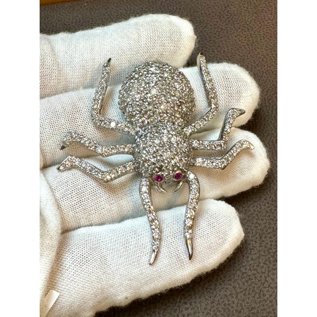 2000 - 2009 Vintage 18 Karat White Gold & 7.7 Ct of Diamond Spider Brooch /Pin , 18.8 Gm For Sale - Image 5 of 18