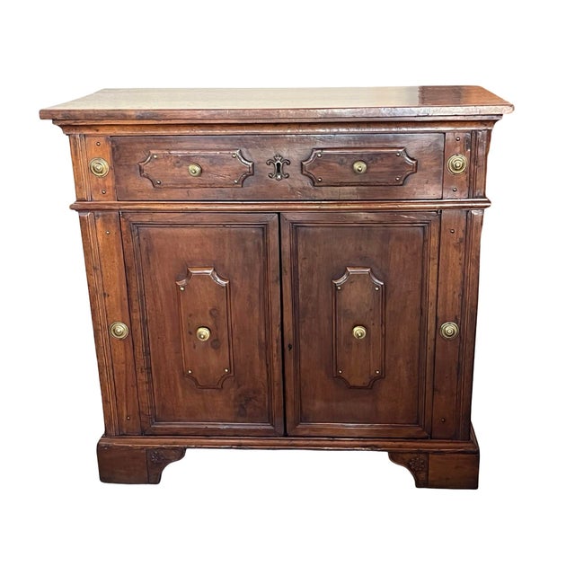 18th Century Louis XIII Style Italian Walnut Credenza / Buffet For Sale - Image 6 of 18