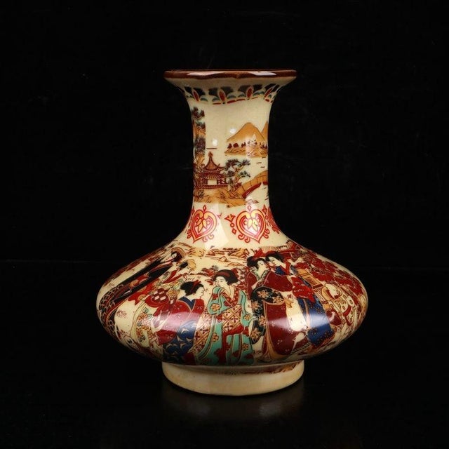 1970s Enamel Porcelain Vase, Flat‑Bulb Shaped Vase Hand‑Decorated With Court‑Ladies & Garden Landscape Scenes For Sale In Los Angeles - Image 6 of 9
