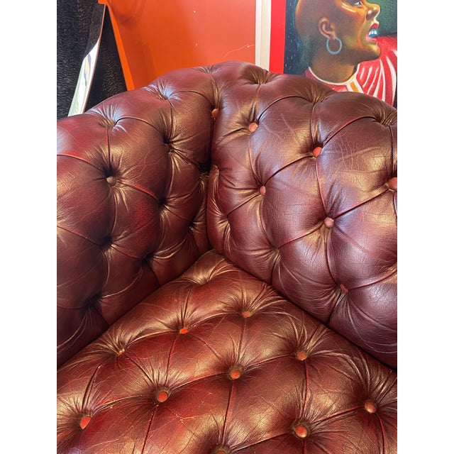 1980s Exceptional English Chesterfield Sofa For Sale - Image 4 of 10